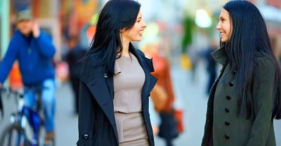 Apa arti acquaintance? | Kamus Inggris-Indonesia Lingoland