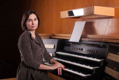 "organist" picture