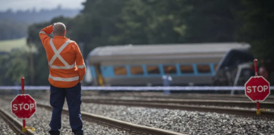 "stopping train" picture